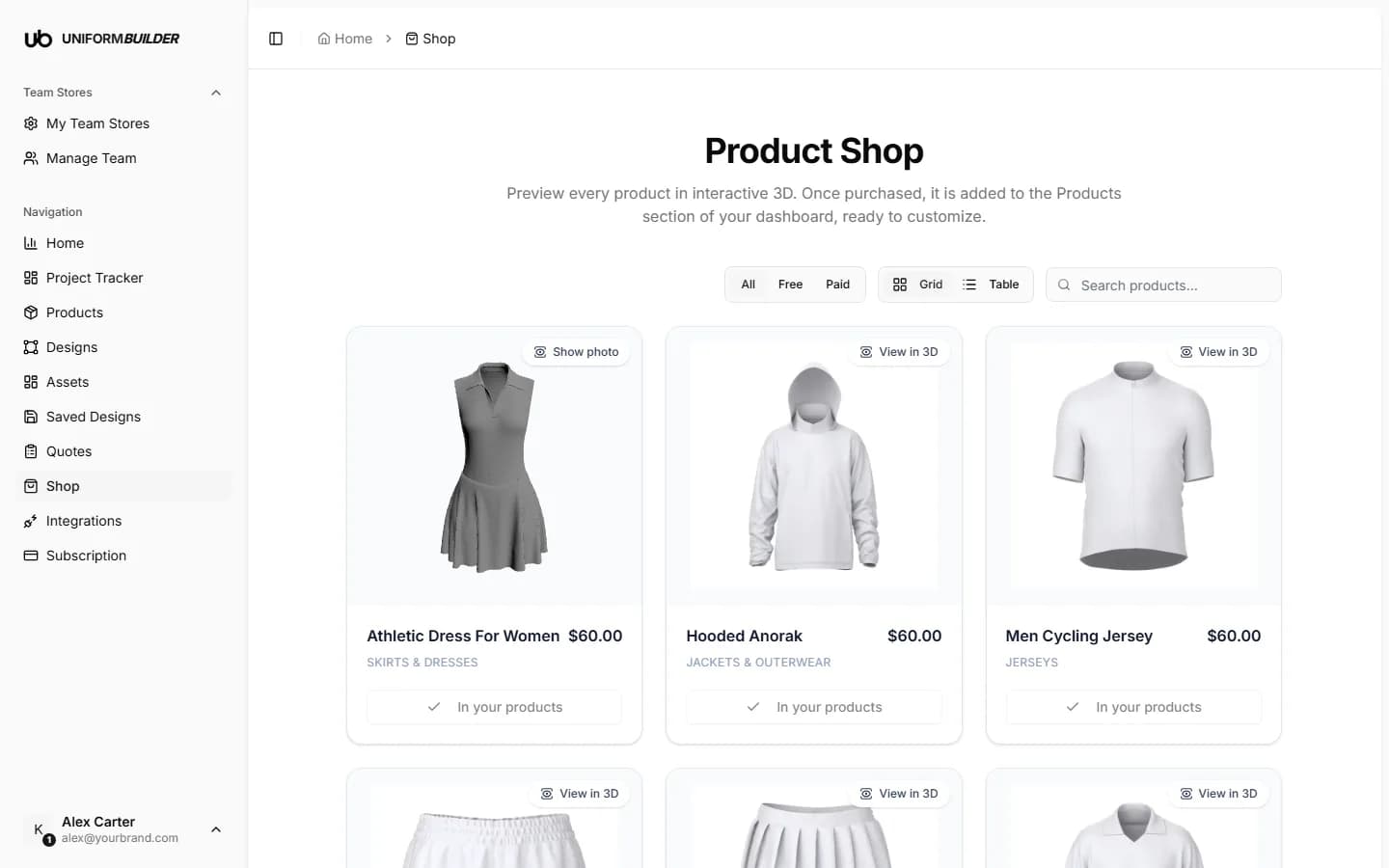 The 3D preview of a shop model opened over the shop grid
